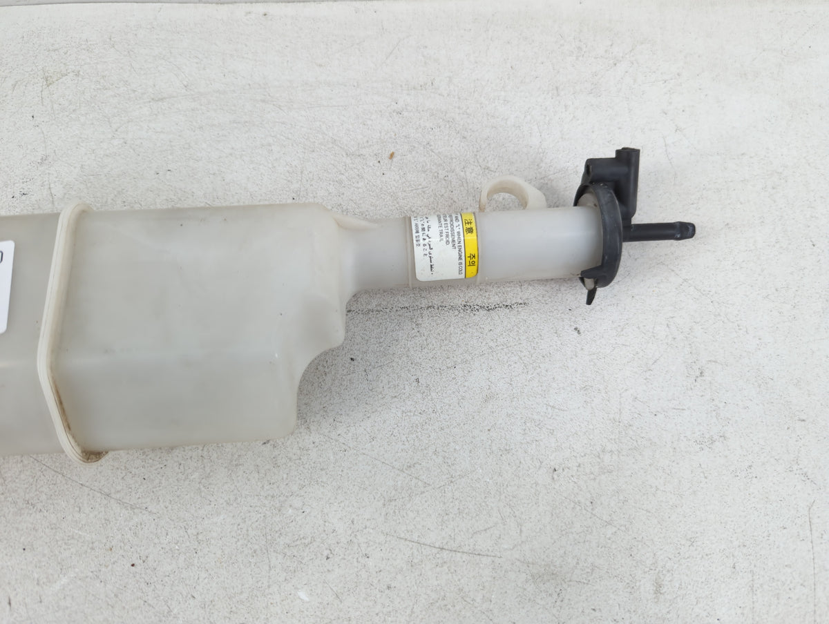 2001-2006 Hyundai Elantra Radiator Coolant Overflow Expansion Tank Bottle - Oemusedautoparts1.com