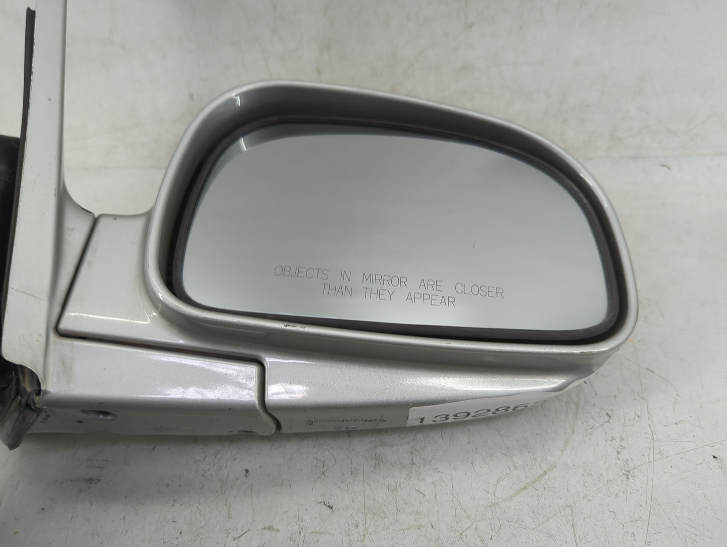 2005-2006 Hyundai Santa Fe Passenger Side View Mirror - Right Door Mirror OEM Used - Oemusedautoparts1.com