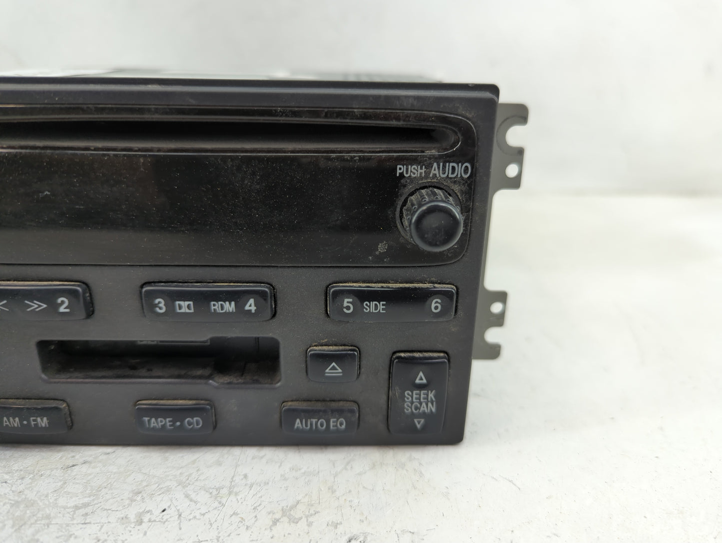 2001-2006 Hyundai Santa Fe Radio AM FM Cd Player Receiver Replacement P/N:12220029 Fits Fits 2001 2002 2003 2004 2005 2006 O