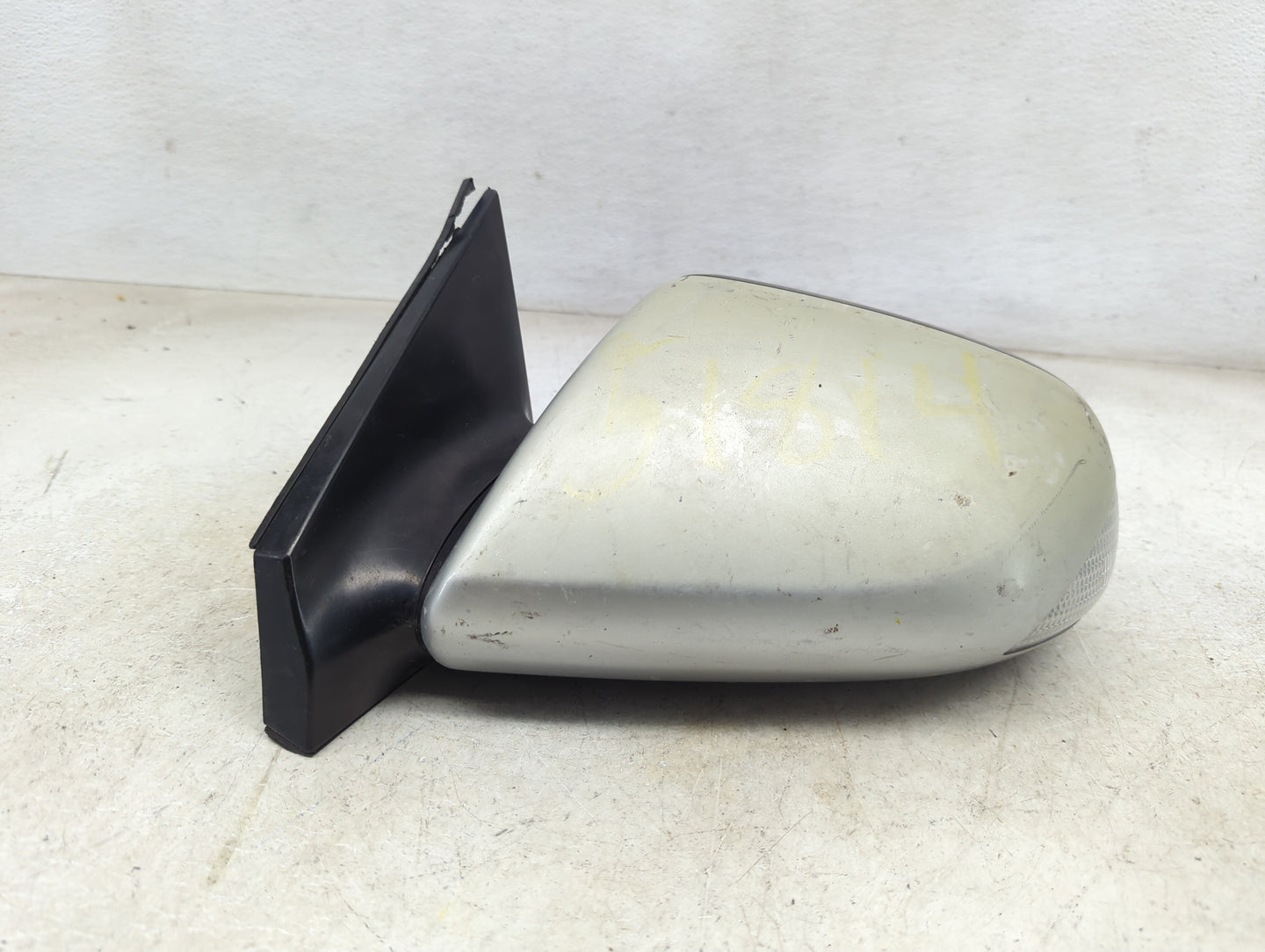 2005-2006 Hyundai Santa Fe Driver Side View Mirror - Left Door Mirror OEM Used - Oemusedautoparts1.com