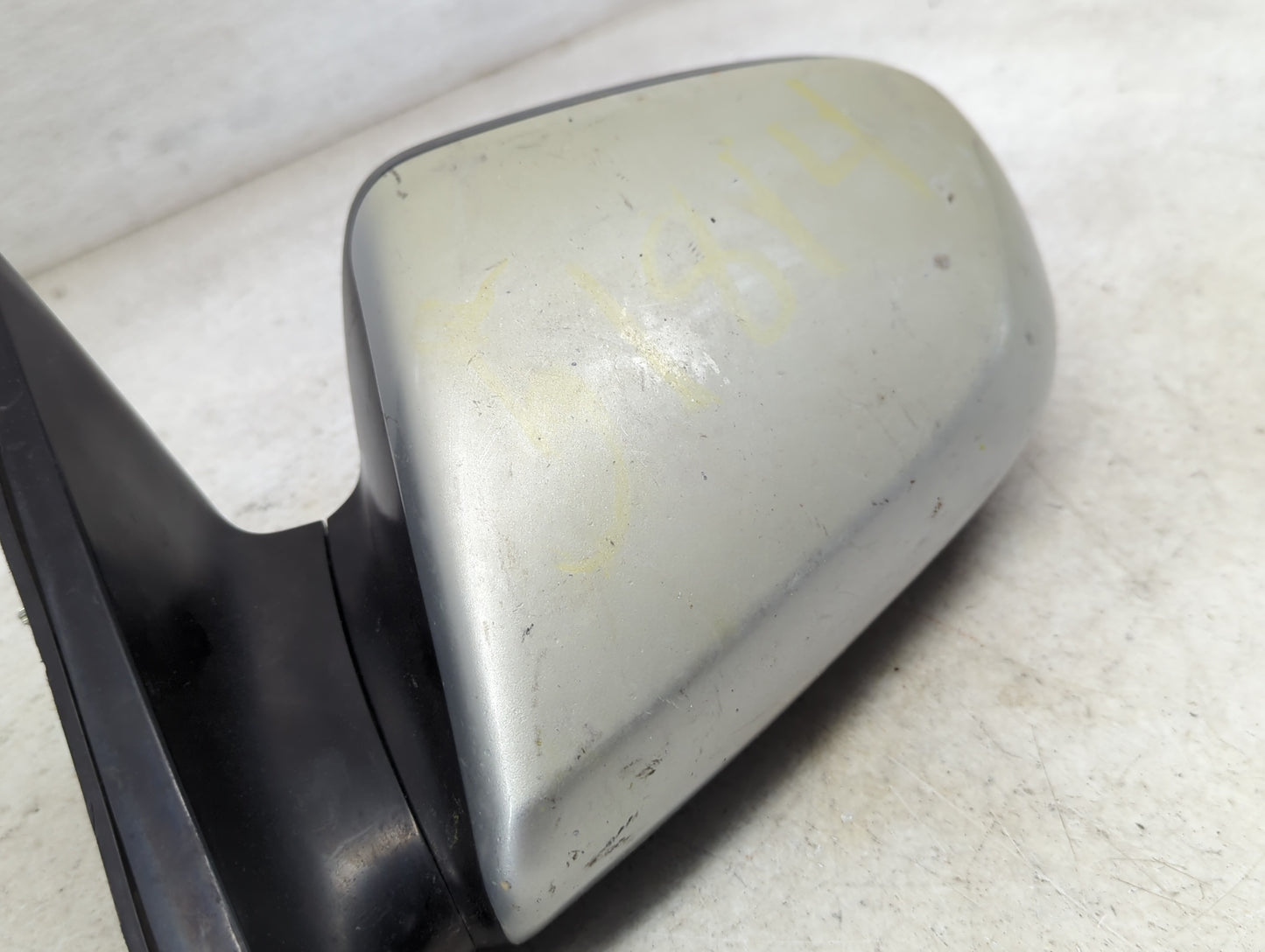 2005-2006 Hyundai Santa Fe Driver Side View Mirror - Left Door Mirror OEM Used - Oemusedautoparts1.com