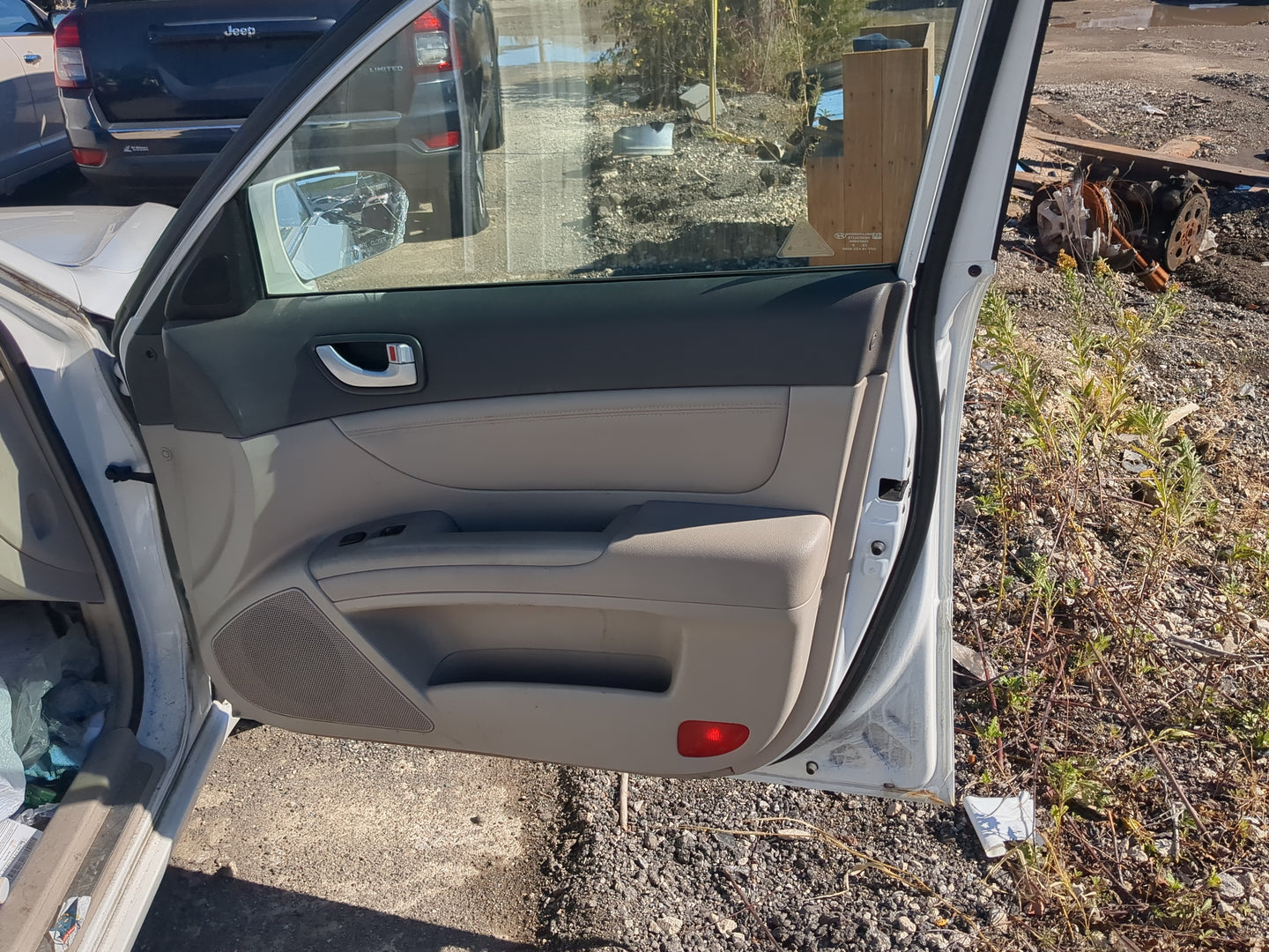 2006-2010 Hyundai Sonata Passenger Front Door Oem 1209161 - Oemusedautoparts1.com