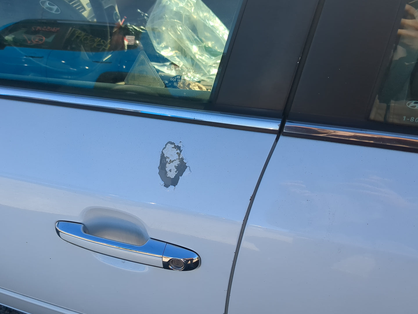 2006-2010 Hyundai Sonata Driver Front Door Oem 1209262 - Oemusedautoparts1.com