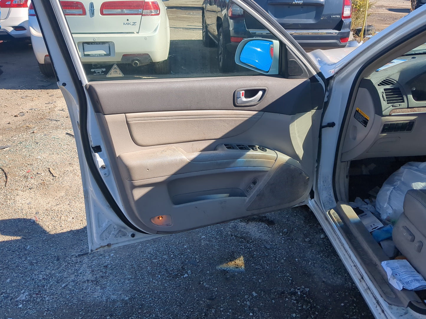 2006-2010 Hyundai Sonata Driver Front Door Oem 1209262 - Oemusedautoparts1.com