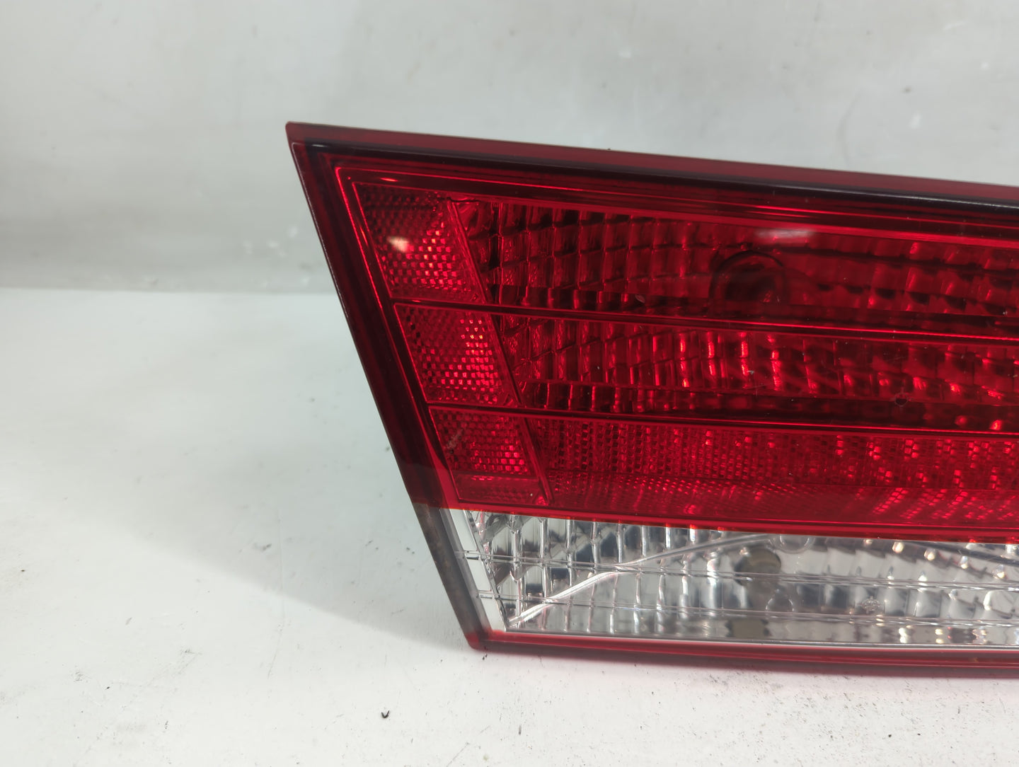 2006-2008 Hyundai Sonata Tail Light Assembly Driver Left OEM Fits Fits 2006 2007 2008 OEM Used Auto Parts - Oemusedautoparts