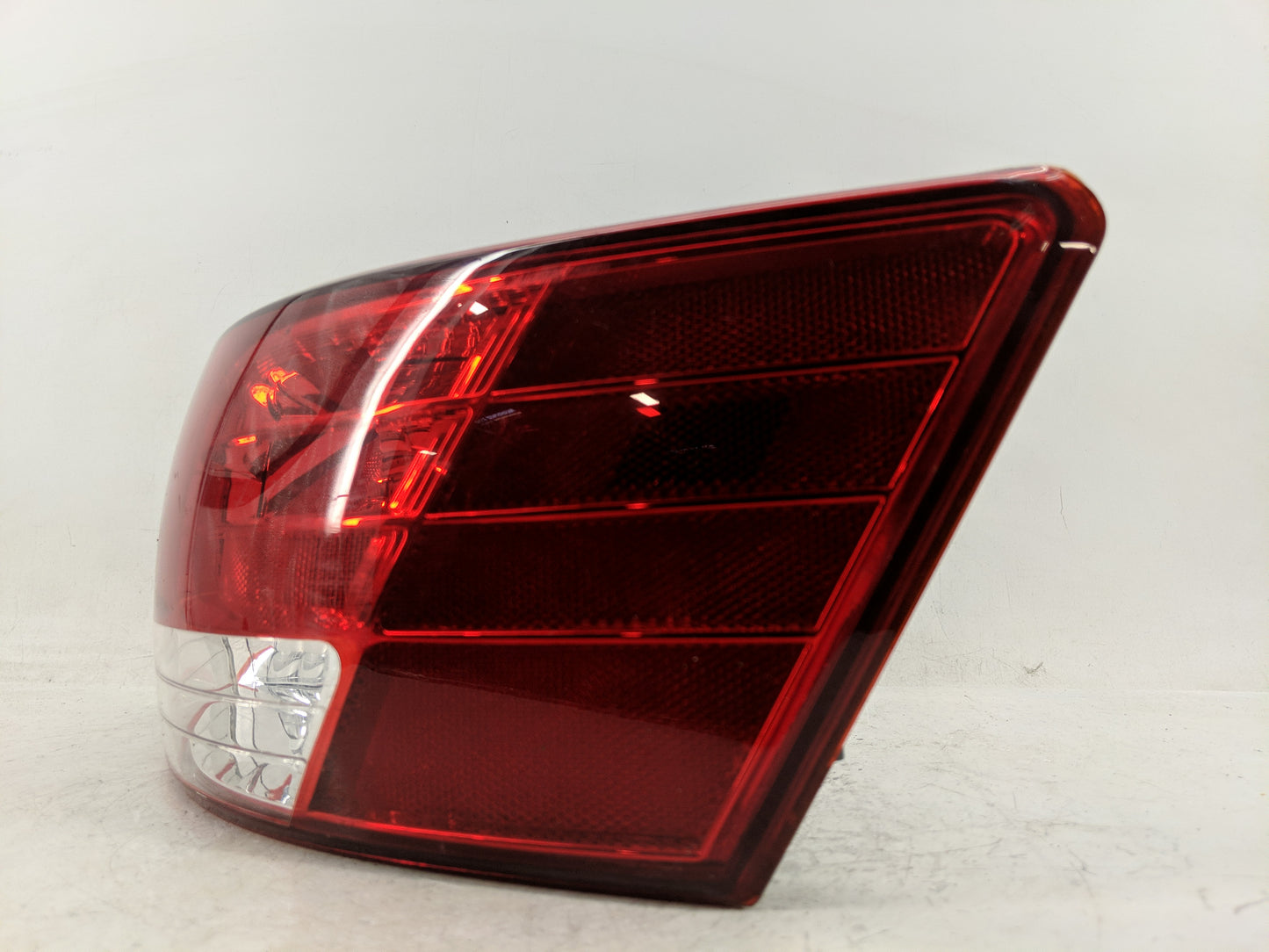 2006-2008 Hyundai Sonata Tail Light Assembly Passenger Right OEM Fits Fits 2006 2007 2008 OEM Used Auto Parts - Oemusedautop