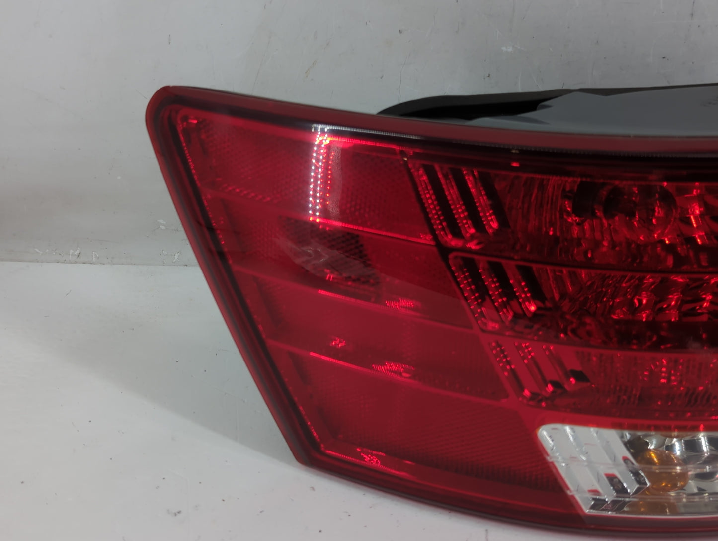 2006-2008 Hyundai Sonata Tail Light Assembly Driver Left OEM Fits Fits 2006 2007 2008 OEM Used Auto Parts - Oemusedautoparts