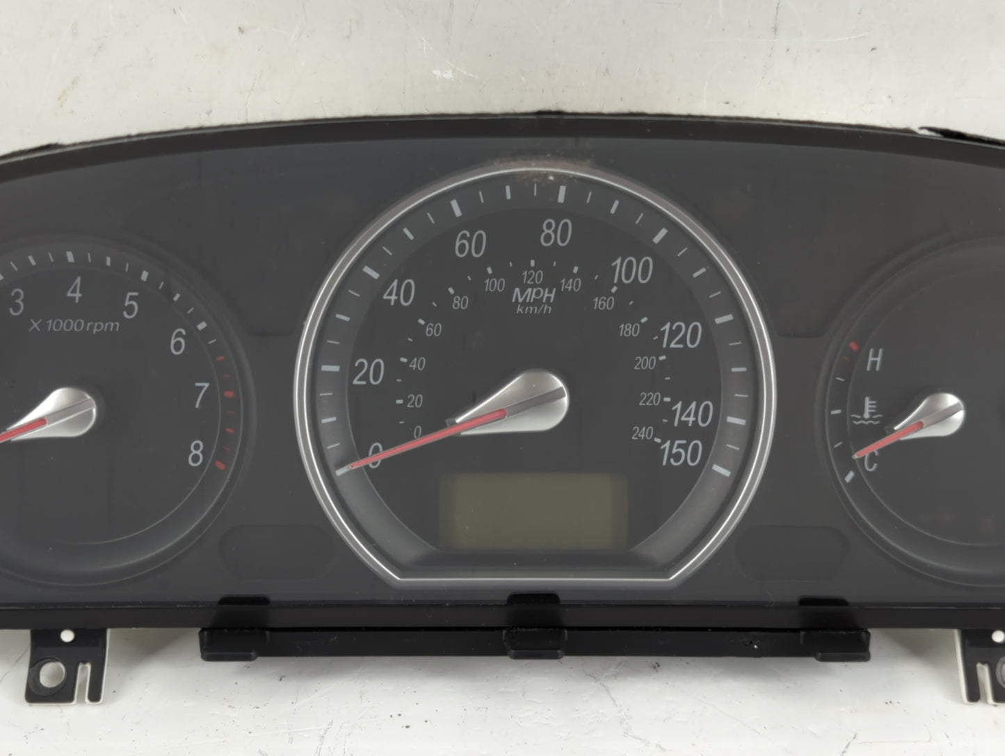 2006-2008 Hyundai Sonata Instrument Cluster Speedometer Gauges P/N:94001-0A230 Miles: Fits Fits 2006 2007 2008 OEM Used Auto