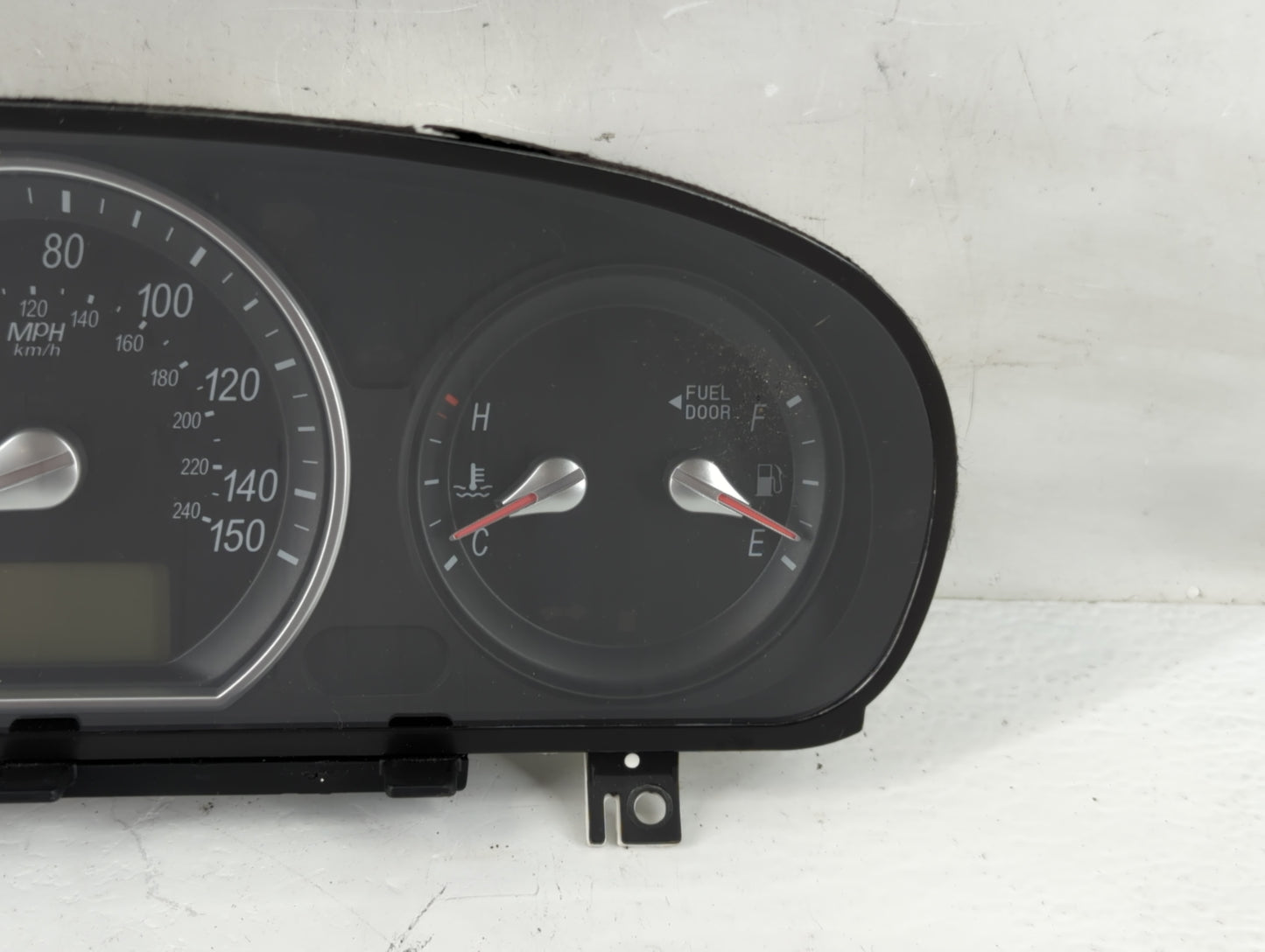 2006-2008 Hyundai Sonata Instrument Cluster Speedometer Gauges P/N:94001-0A230 Miles: Fits Fits 2006 2007 2008 OEM Used Auto