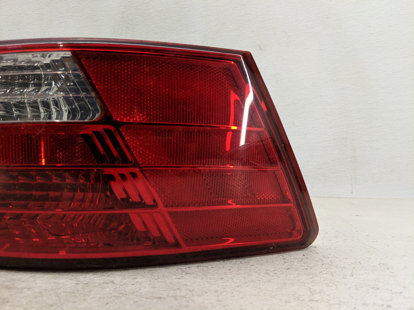 2006-2008 Hyundai Sonata Tail Light Assembly Passenger Right OEM Fits Fits 2006 2007 2008 OEM Used Auto Parts - Oemusedautop