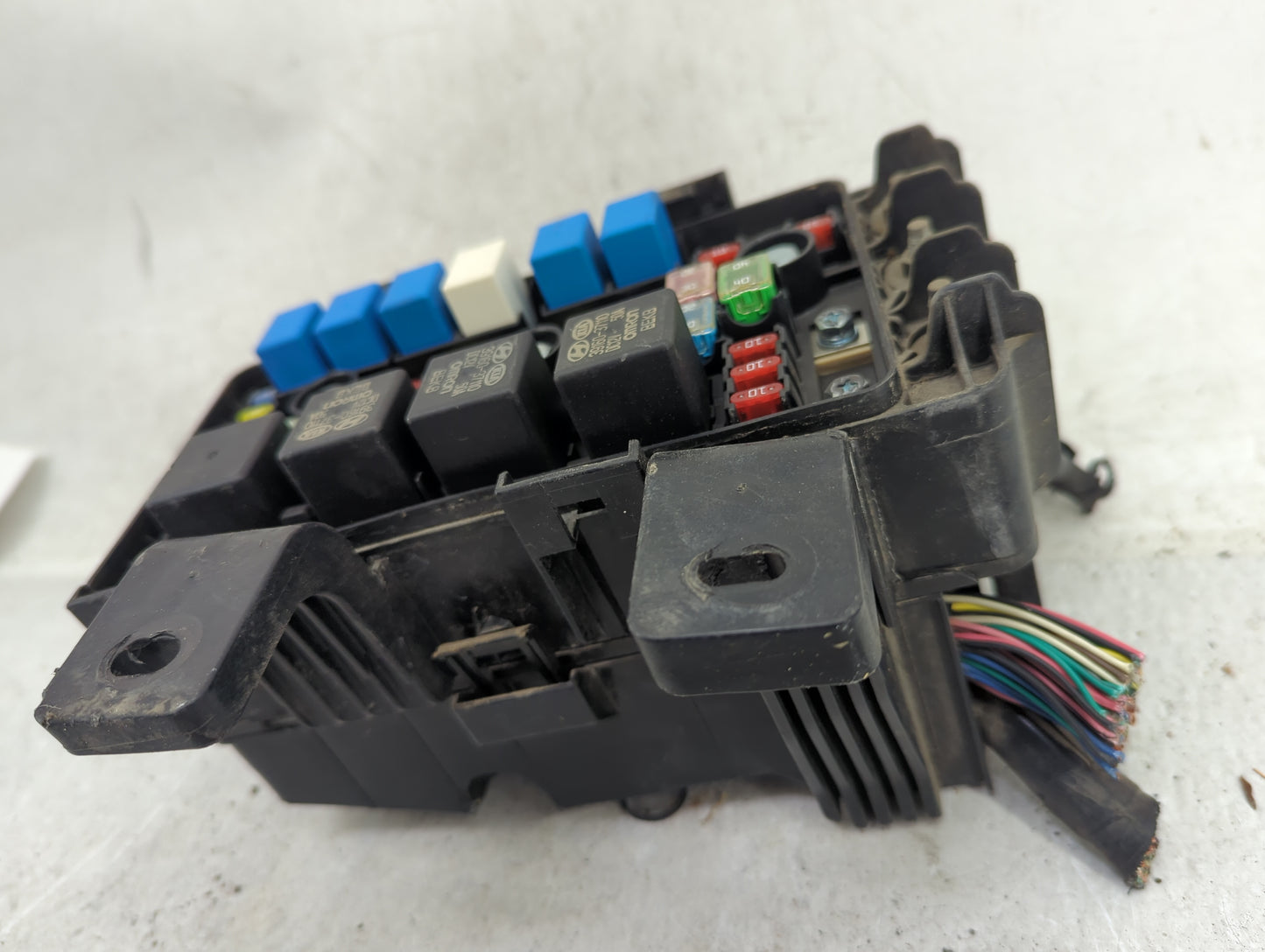 2006-2010 Hyundai Sonata Fusebox Fuse Box Panel Relay Module P/N:91950-3K510 Fits Fits 2006 2007 2008 2009 2010 OEM Used Aut