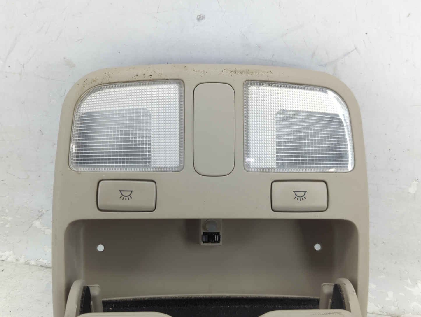 2006 Hyundai Sonata Overhead Roof Console - Oemusedautoparts1.com