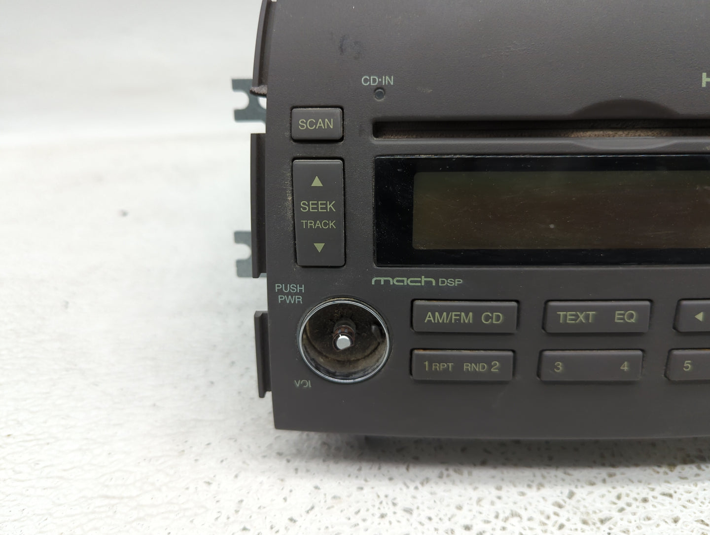 2006 Hyundai Sonata Radio AM FM Cd Player Receiver Replacement P/N:96180-0A100QZ VP5HBF-18C869-BH Fits OEM Used Auto Parts -