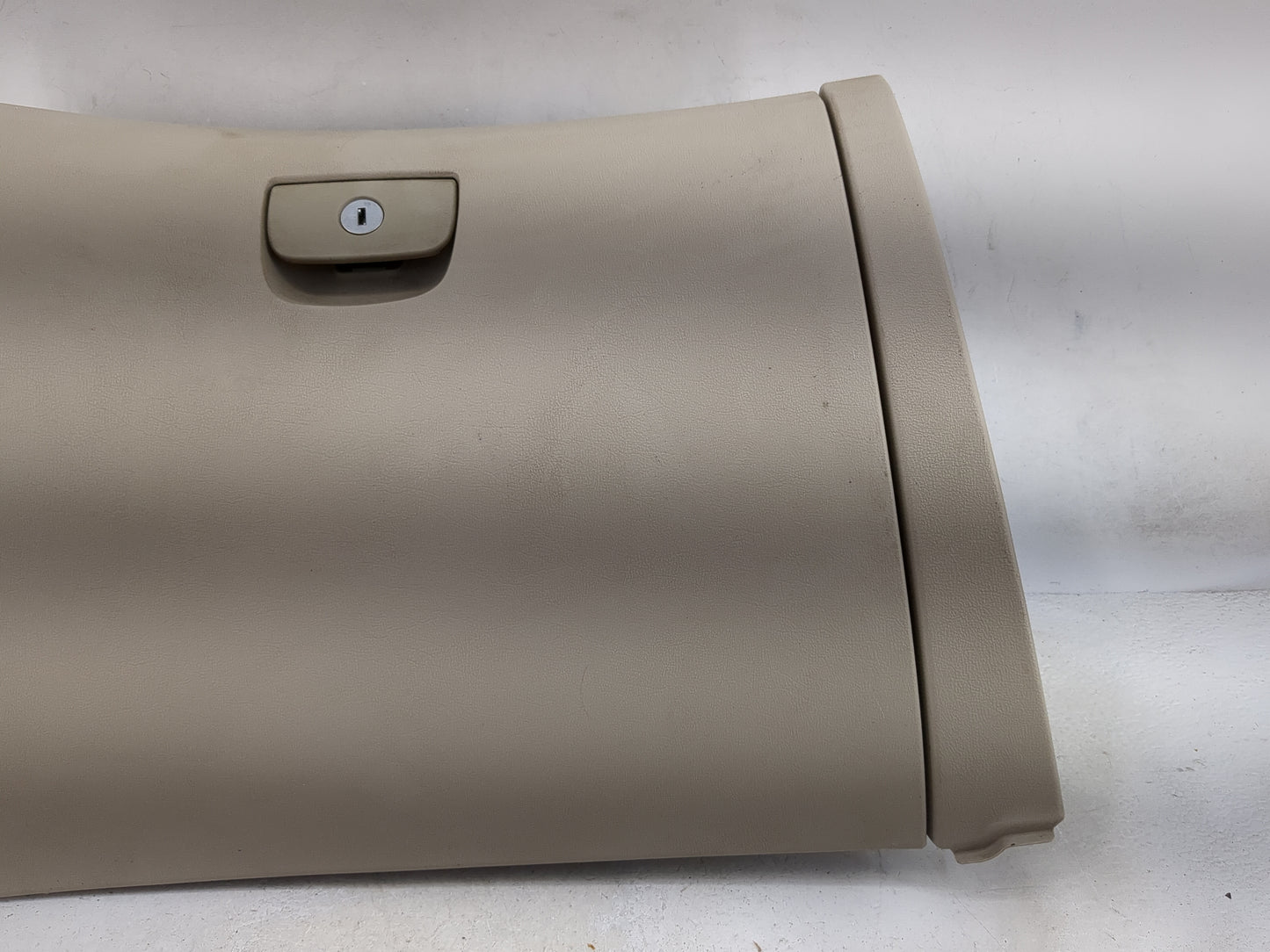 2006 Hyundai Sonata Passenger Glove Box Door Storage Compartment 1482818 - Oemusedautoparts1.com
