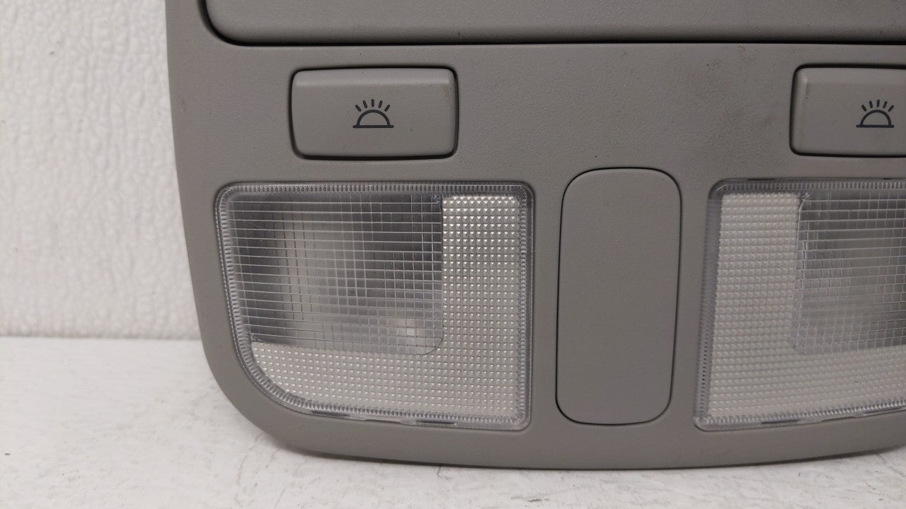 2006-2007 Hyundai Sonata Overhead Roof Console Interior Dome Light 166603 - Oemusedautoparts1.com