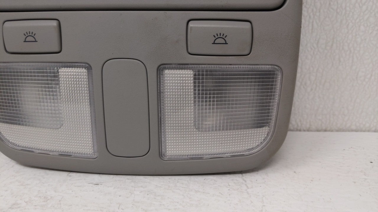 2006-2007 Hyundai Sonata Overhead Roof Console Interior Dome Light 166603 - Oemusedautoparts1.com