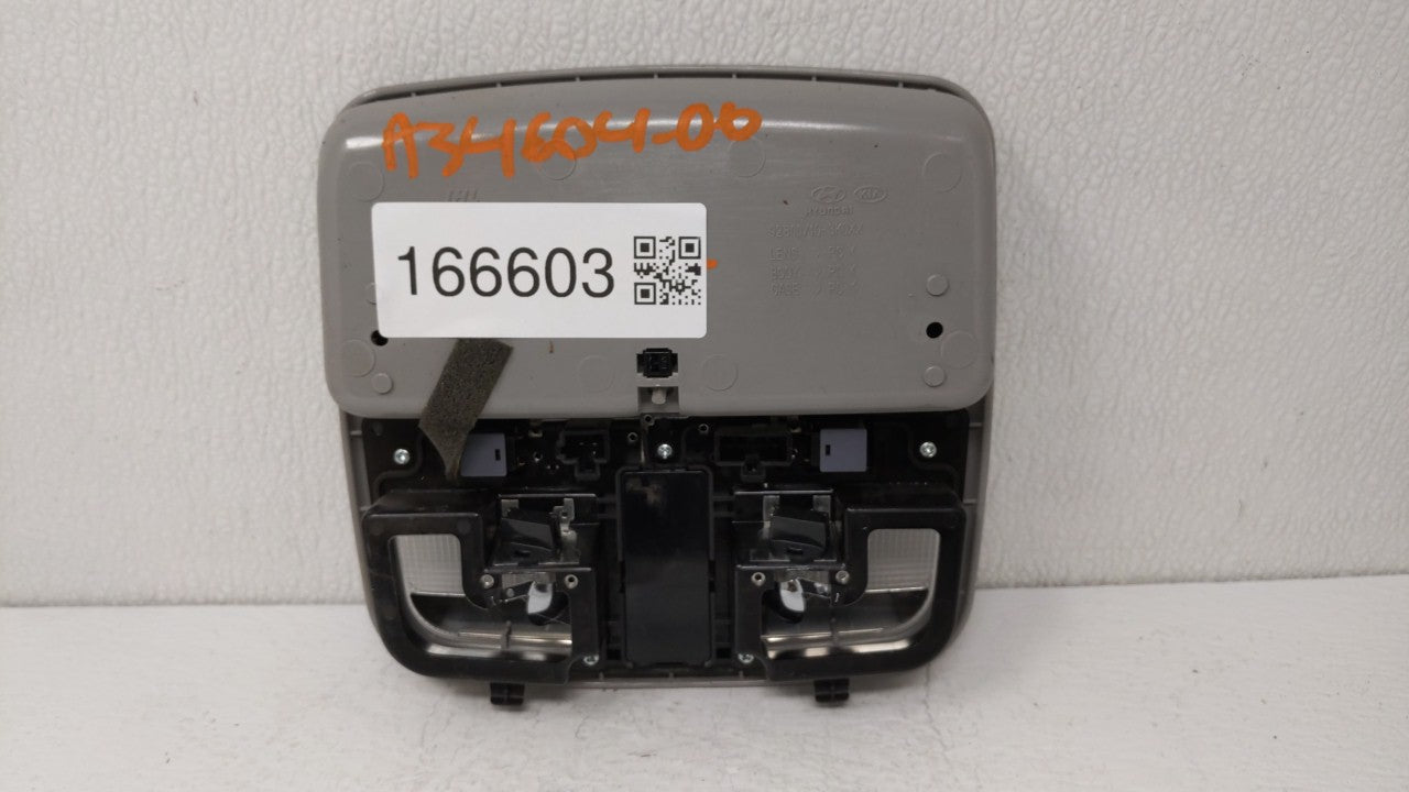 2006-2007 Hyundai Sonata Overhead Roof Console Interior Dome Light 166603 - Oemusedautoparts1.com