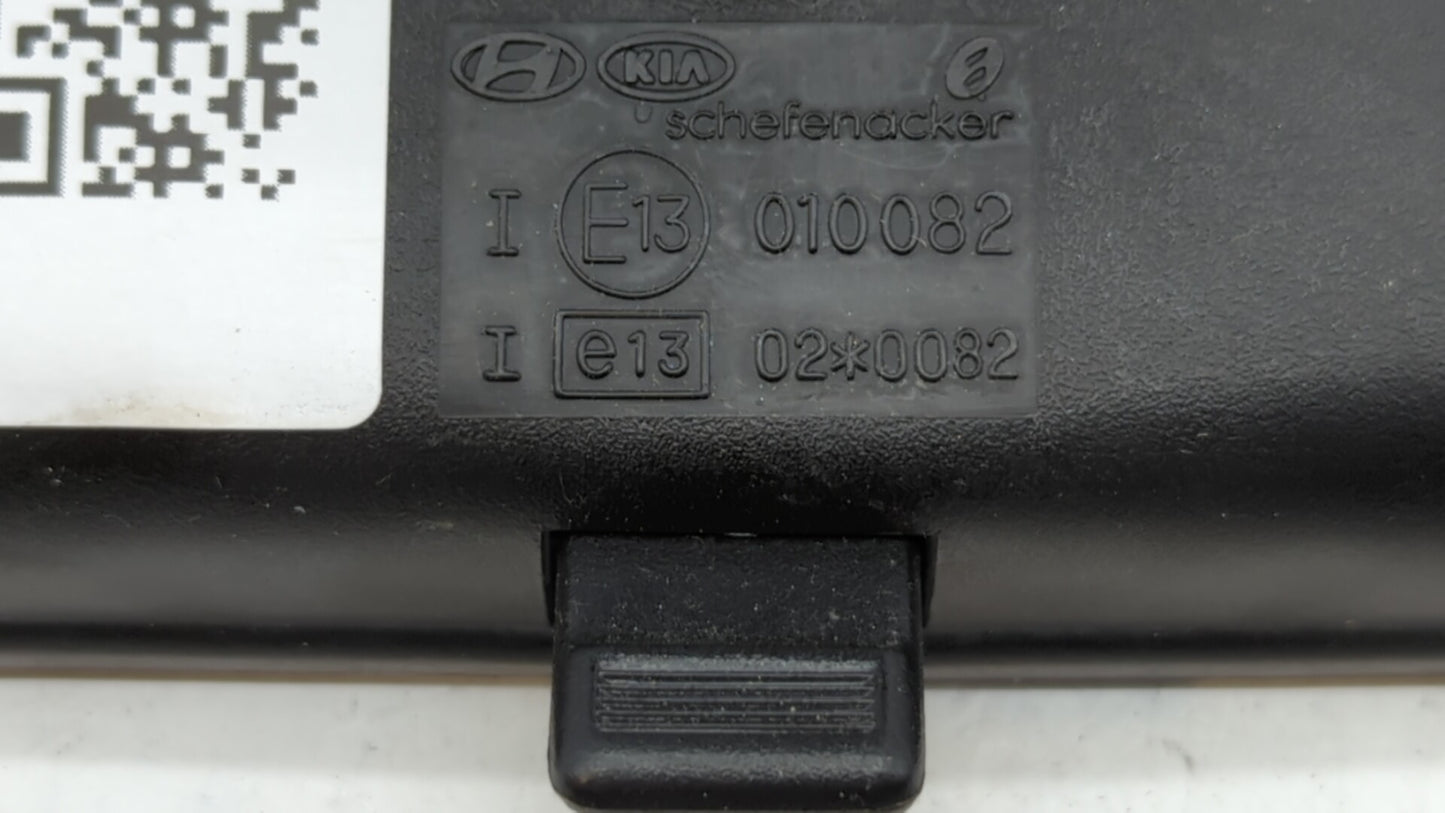 2006 Hyundai Sonata Interior Rear View Mirror Replacement OEM P/N:026391 E13010082 Fits OEM Used Auto Parts - Oemusedautopar