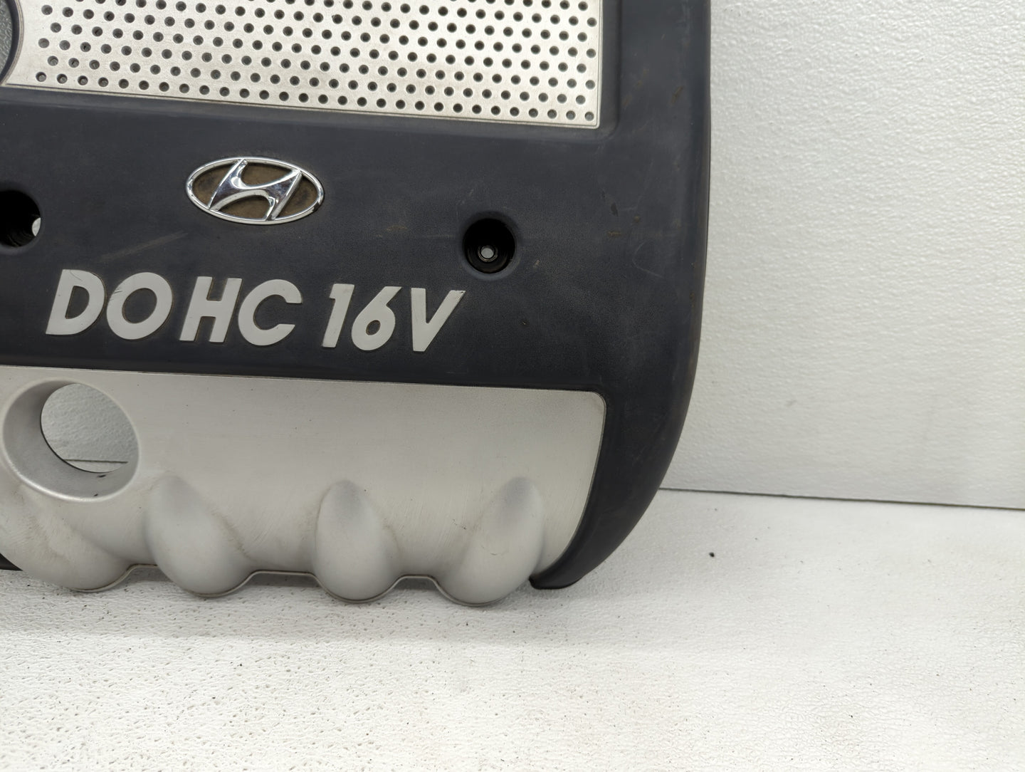 2006 Hyundai Sonata Engine Cover - Oemusedautoparts1.com