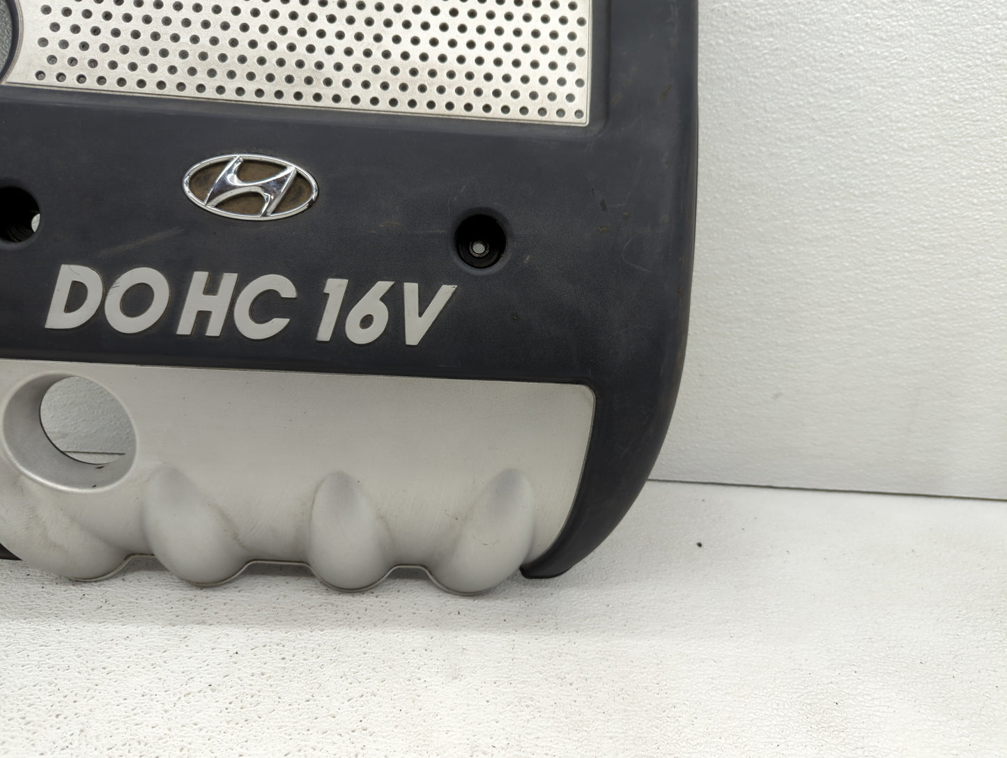 2006 Hyundai Sonata Engine Cover - Oemusedautoparts1.com