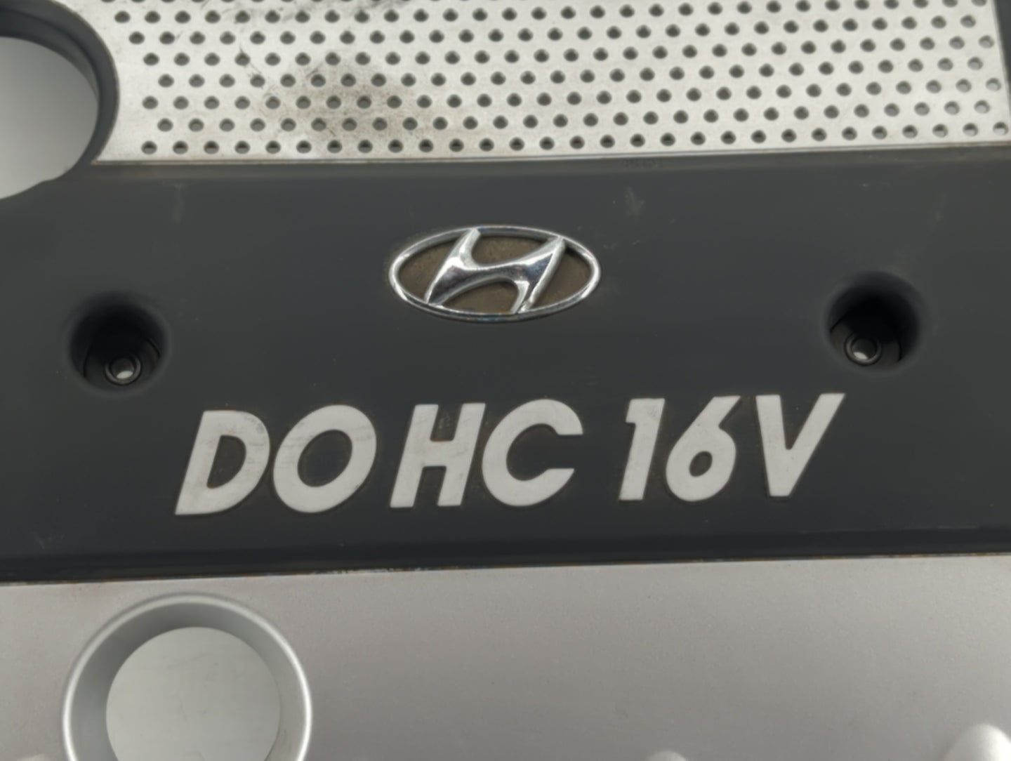 2006 Hyundai Sonata Engine Cover - Oemusedautoparts1.com