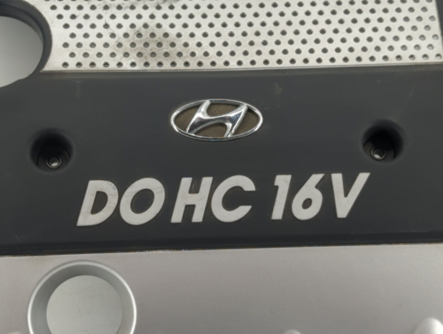2006 Hyundai Sonata Engine Cover - Oemusedautoparts1.com
