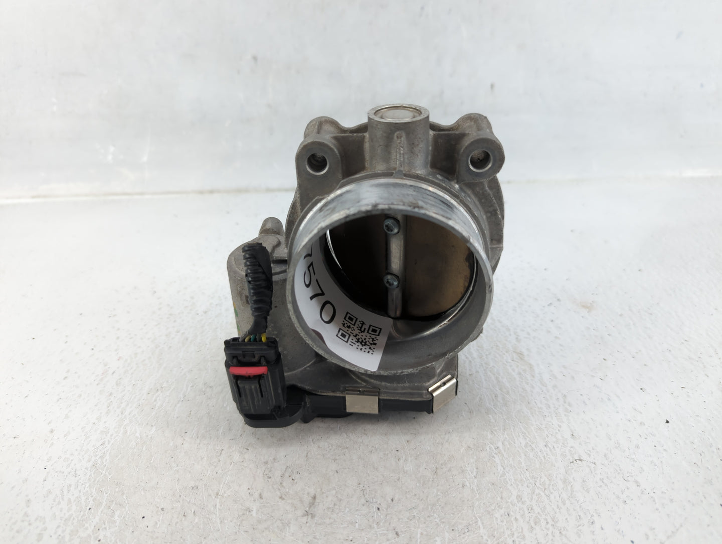 2006-2010 Hyundai Sonata Throttle Body P/N:12632172BA Fits Fits 2006 2007 2008 2009 2010 2011 2012 OEM Used Auto Parts - Oem