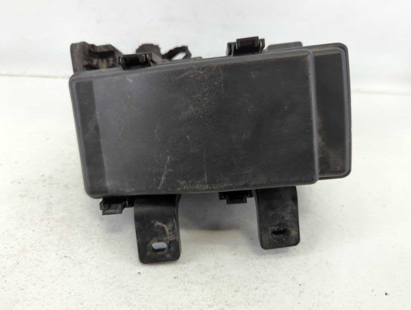 2006-2010 Hyundai Sonata Fusebox Fuse Box Panel Relay Module P/N:91950-3K700 Fits Fits 2006 2007 2008 2009 2010 OEM Used Aut