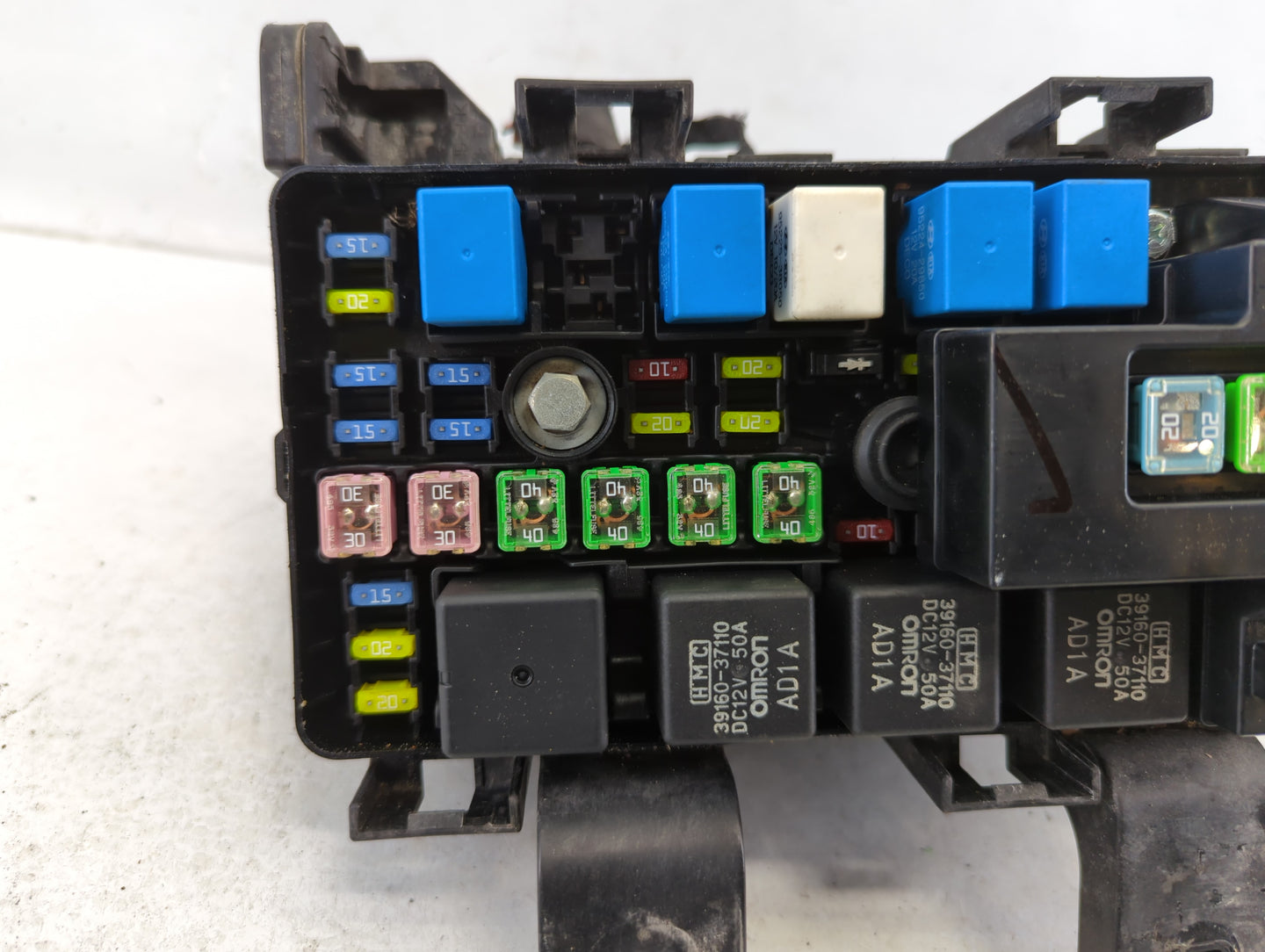 2006-2010 Hyundai Sonata Fusebox Fuse Box Panel Relay Module P/N:91950-3K700 Fits Fits 2006 2007 2008 2009 2010 OEM Used Aut