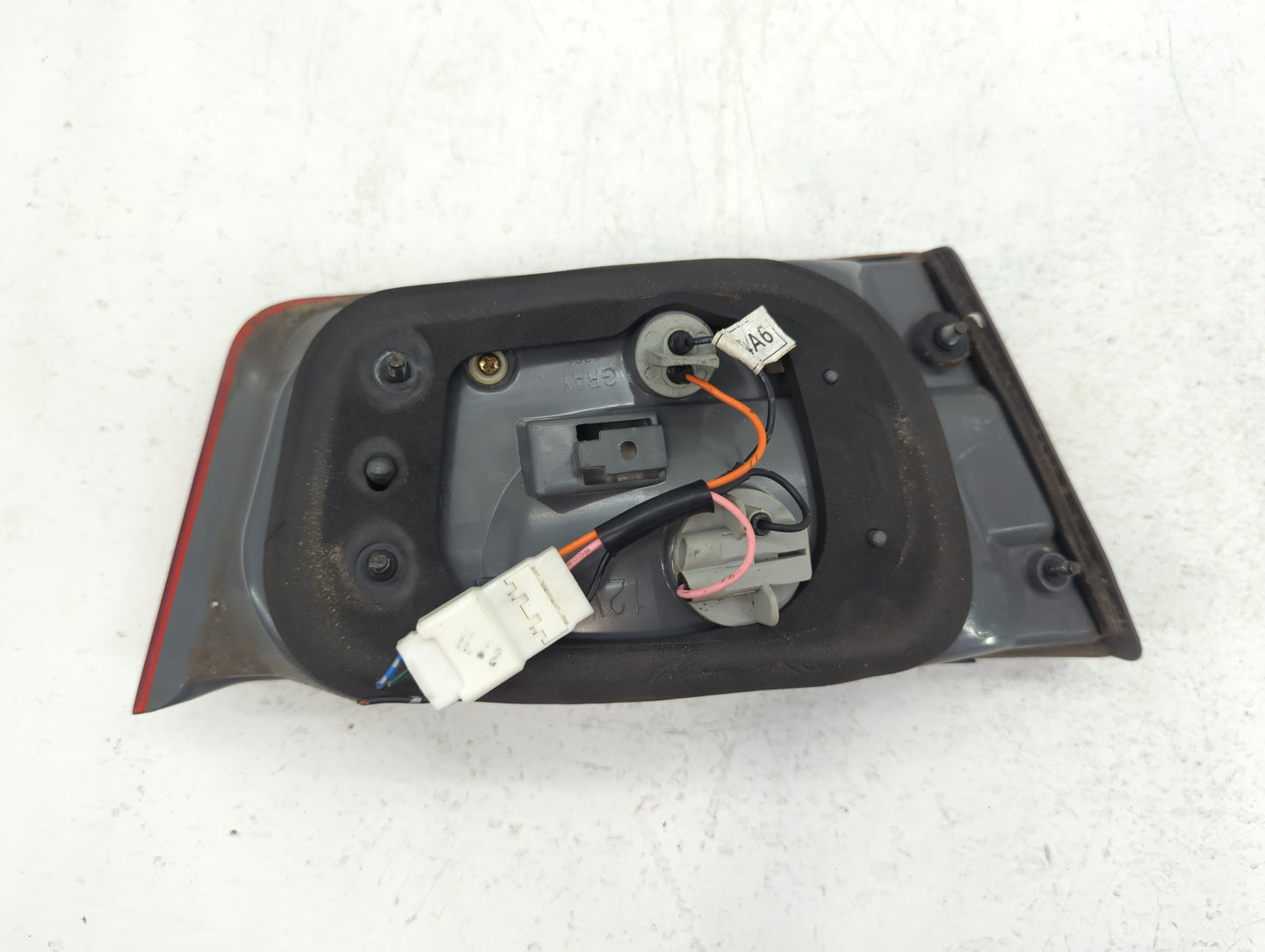 2006-2008 Hyundai Sonata Tail Light Assembly Passenger Right OEM P/N:92404-0A0 Fits Fits 2006 2007 2008 OEM Used Auto Parts 