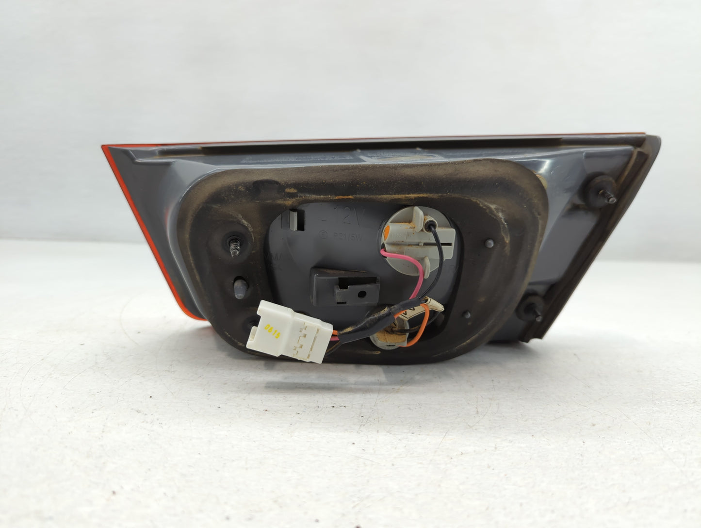 2006-2008 Hyundai Sonata Tail Light Assembly Driver Left OEM P/N:50624A Fits Fits 2006 2007 2008 OEM Used Auto Parts - Oemus
