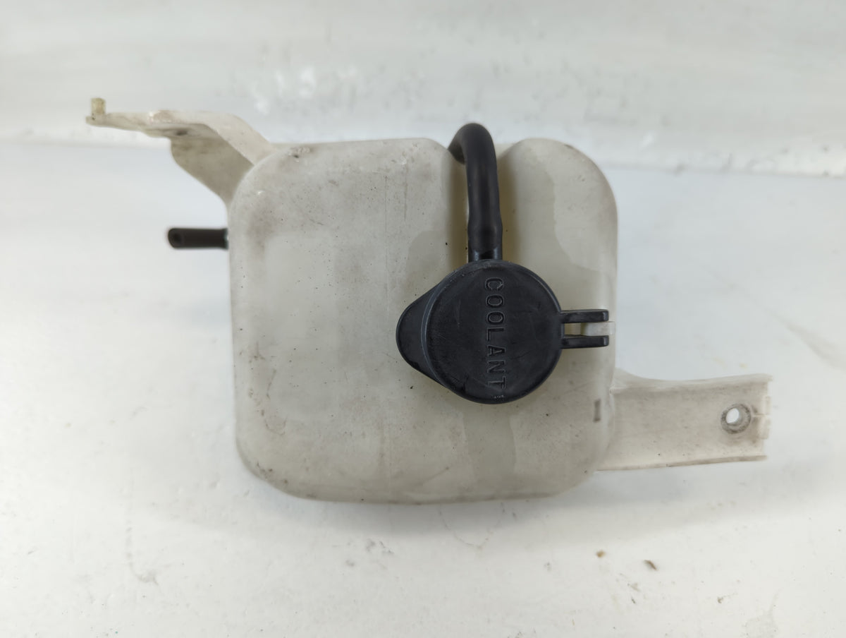 2006-2009 Hyundai Sonata Radiator Coolant Overflow Expansion Tank Bottle 751892 - Oemusedautoparts1.com