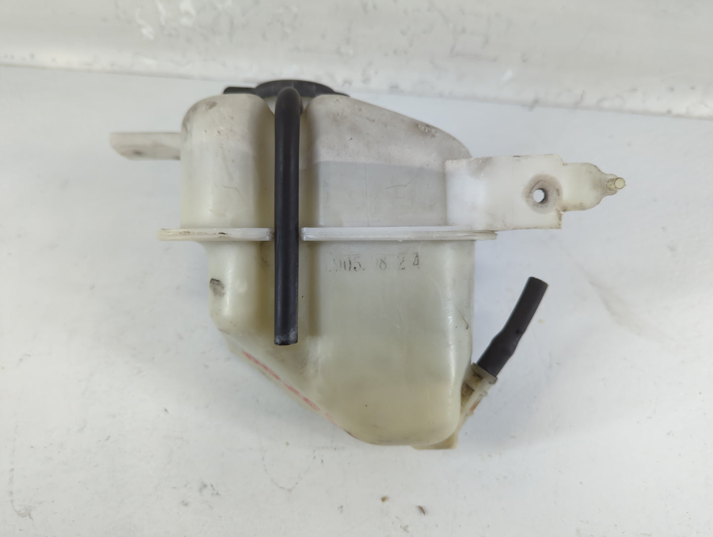 2006-2009 Hyundai Sonata Radiator Coolant Overflow Expansion Tank Bottle 751892 - Oemusedautoparts1.com