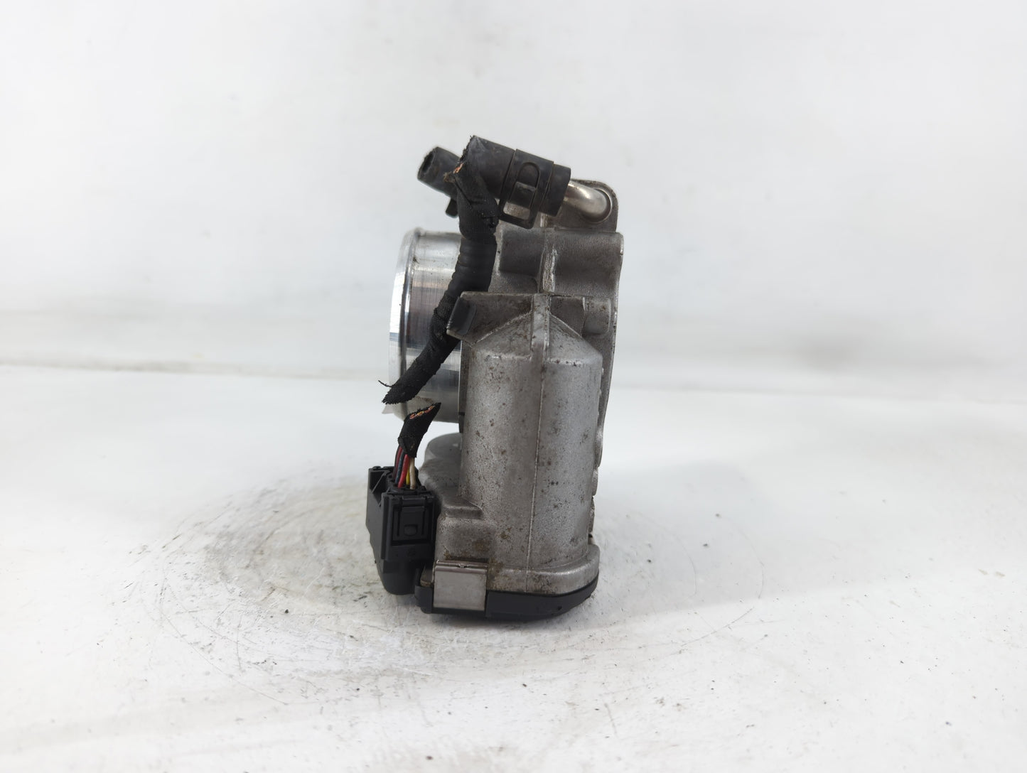 2006-2010 Hyundai Sonata Throttle Body P/N:0 280 750 180 Fits Fits 2006 2007 2008 2009 2010 2011 2012 2013 OEM Used Auto Par