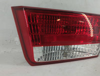 2006-2008 Hyundai Sonata Tail Light Assembly Driver Left OEM P/N:92404-0A0 Fits Fits 2006 2007 2008 OEM Used Auto Parts - Oe