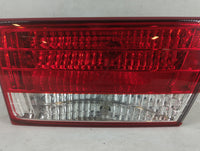 2006-2008 Hyundai Sonata Tail Light Assembly Driver Left OEM P/N:92404-0A0 Fits Fits 2006 2007 2008 OEM Used Auto Parts - Oe
