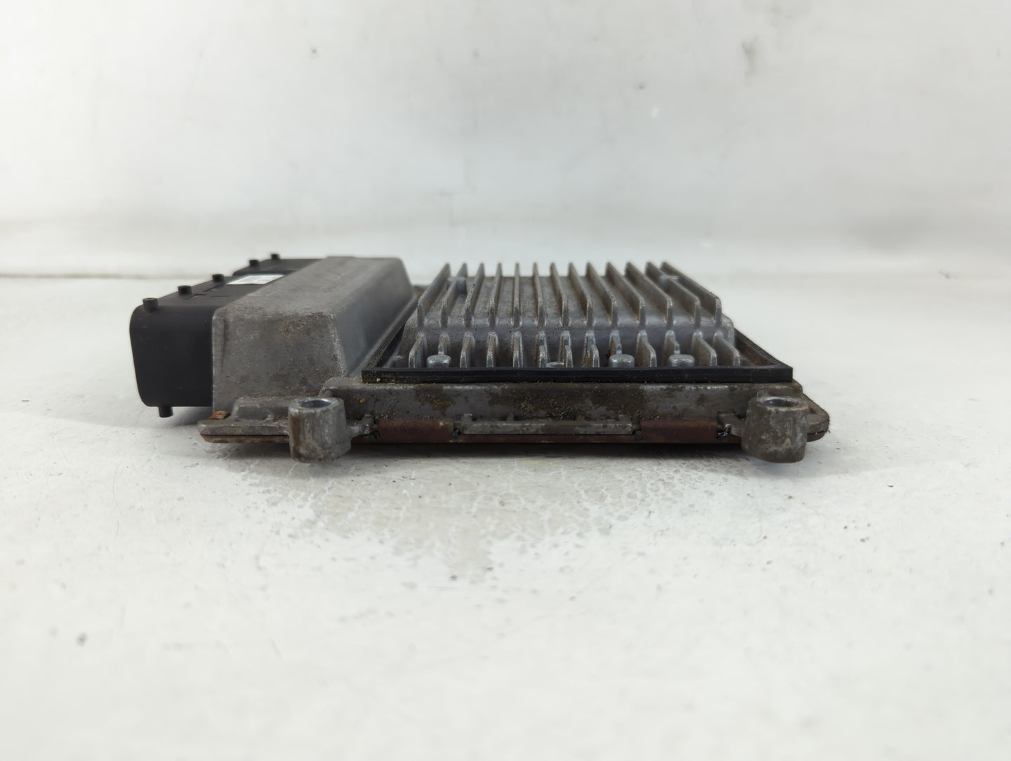 2006-2008 Hyundai Sonata PCM Engine Control Computer ECU ECM PCU OEM P/N:39100-25130 Fits Fits 2006 2007 2008 OEM Used Auto 