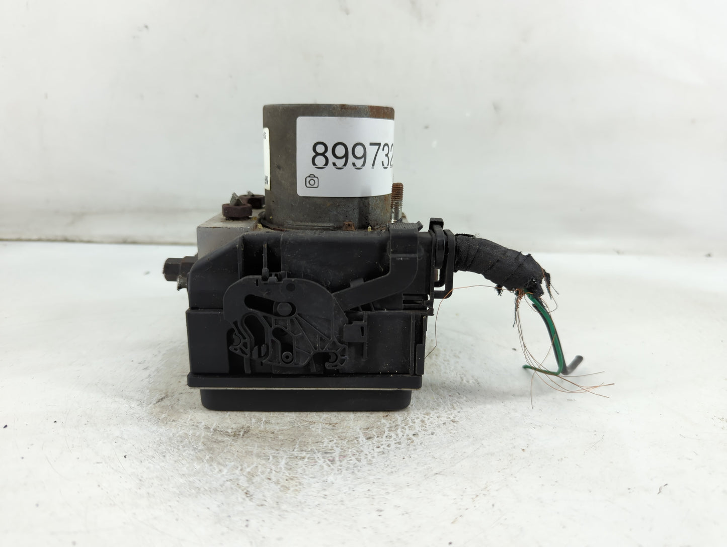 2006 Hyundai Sonata ABS Pump Control Module Replacement P/N:0 265 234 182 Fits OEM Used Auto Parts - Oemusedautoparts1.com