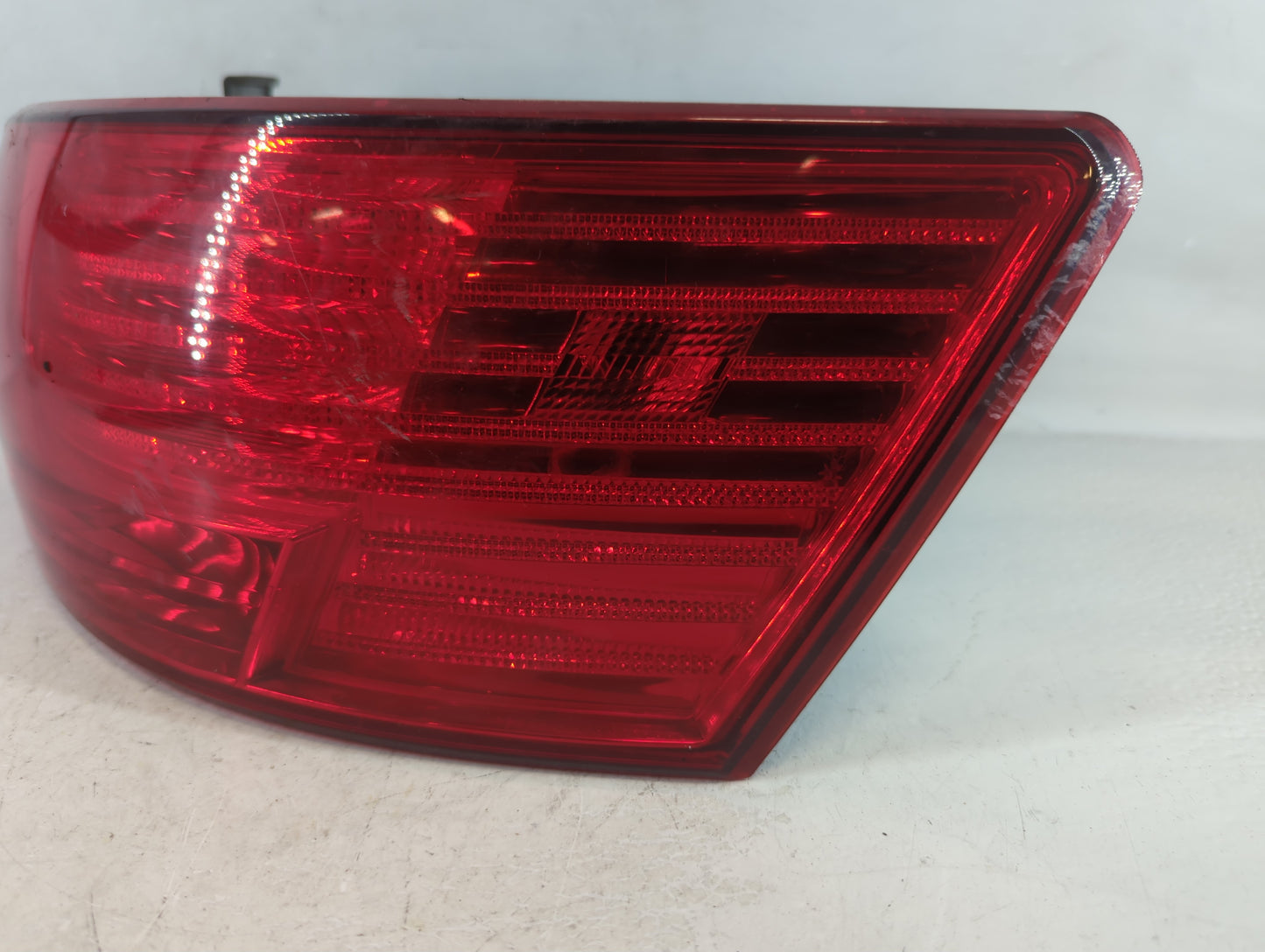 2006-2008 Hyundai Sonata Tail Light Assembly Passenger Right OEM P/N:92402-0A Fits Fits 2006 2007 2008 OEM Used Auto Parts -