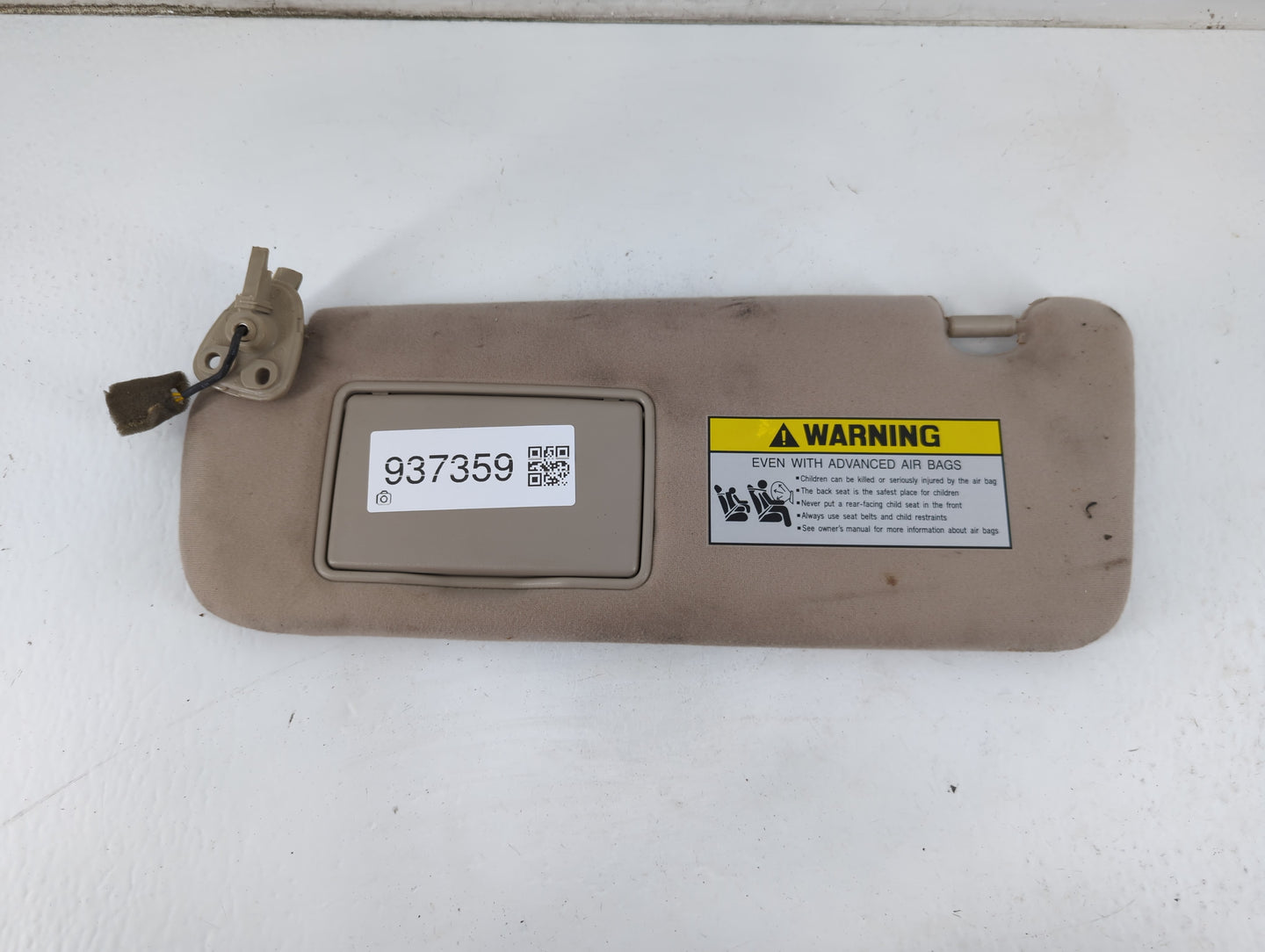 2006 Hyundai Sonata Sun Visor Shade Replacement Driver Left Mirror Fits OEM Used Auto Parts - Oemusedautoparts1.com