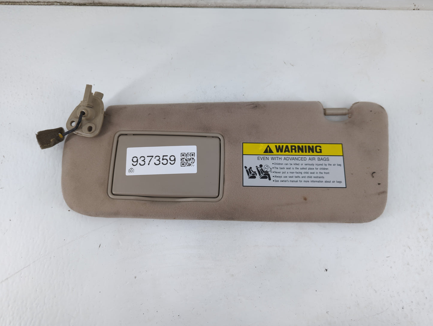 2006 Hyundai Sonata Sun Visor Shade Replacement Driver Left Mirror Fits OEM Used Auto Parts - Oemusedautoparts1.com
