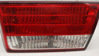 2006 Hyundai Sonata Tail Light Assembly Passenger Right OEM P/N:92404-0A0 Fits Fits 2007 2008 OEM Used Auto Parts - Oemuseda