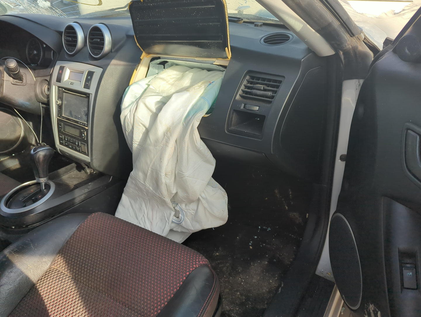 2006 Hyundai Tiburon Passenger Glove Box Door Storage Compartment - Oemusedautoparts1.com