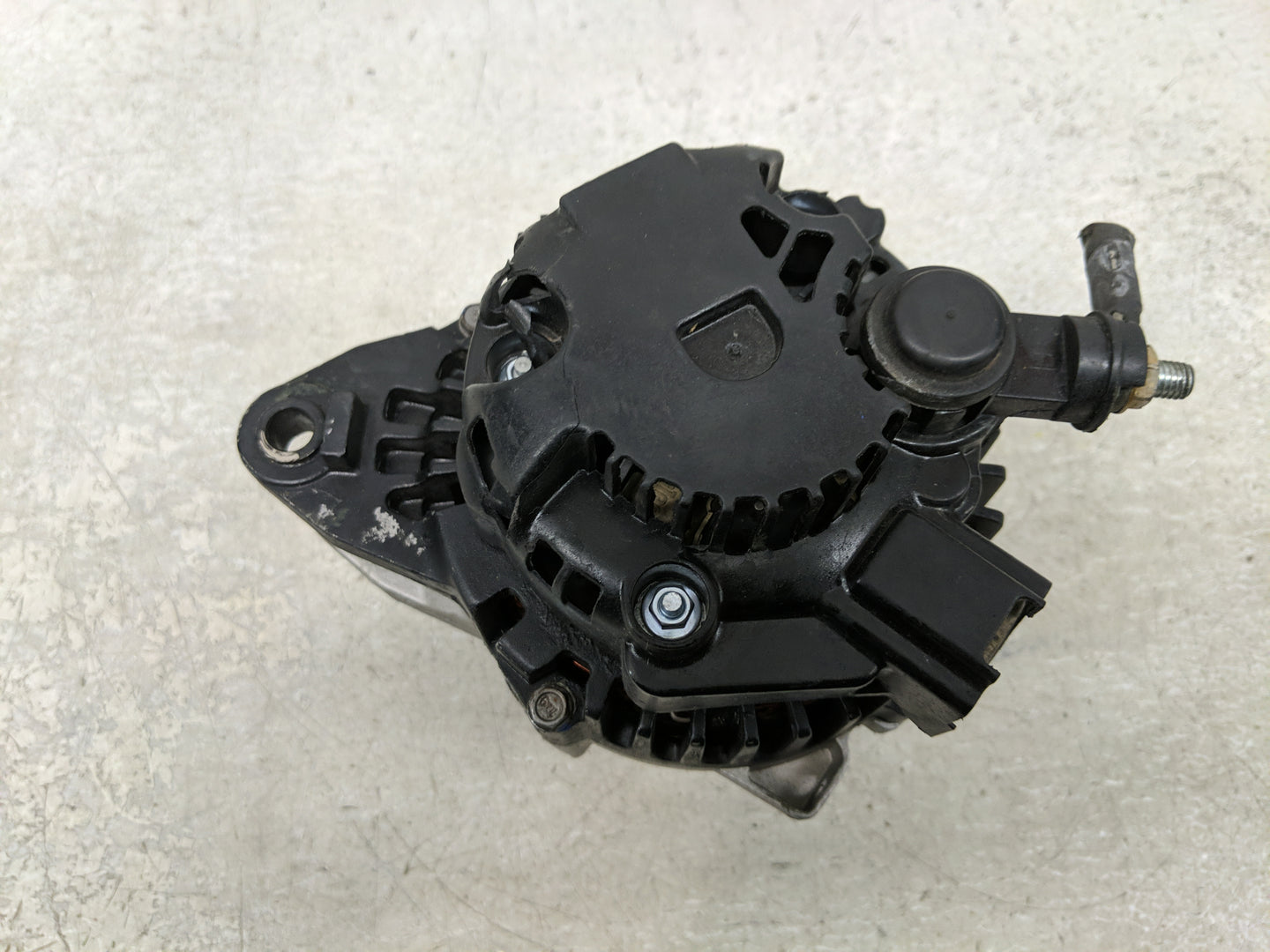 2005-2008 Hyundai Tiburon Alternator Replacement Generator Charging Assembly Engine OEM Fits Fits 2005 2006 2007 2008 2009 2