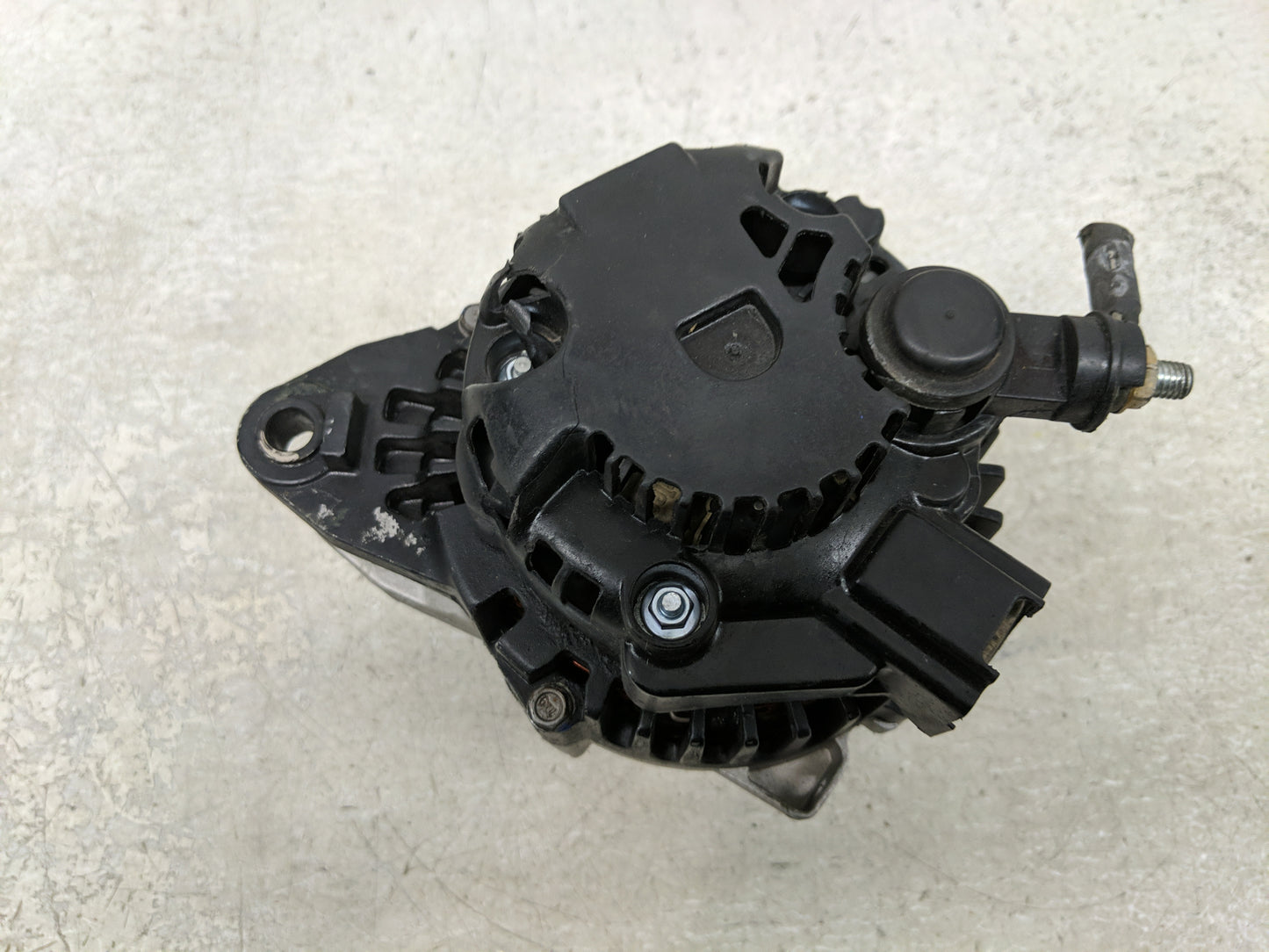 2005-2008 Hyundai Tiburon Alternator Replacement Generator Charging Assembly Engine OEM Fits Fits 2005 2006 2007 2008 2009 2