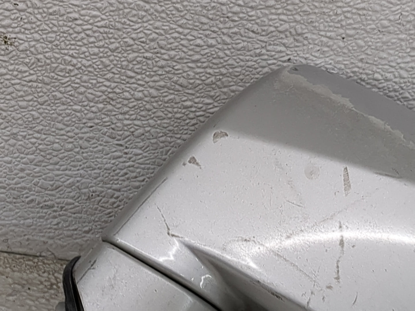 2005-2008 Hyundai Tiburon Driver Side View Mirror - Left Door Mirror OEM Used - Oemusedautoparts1.com