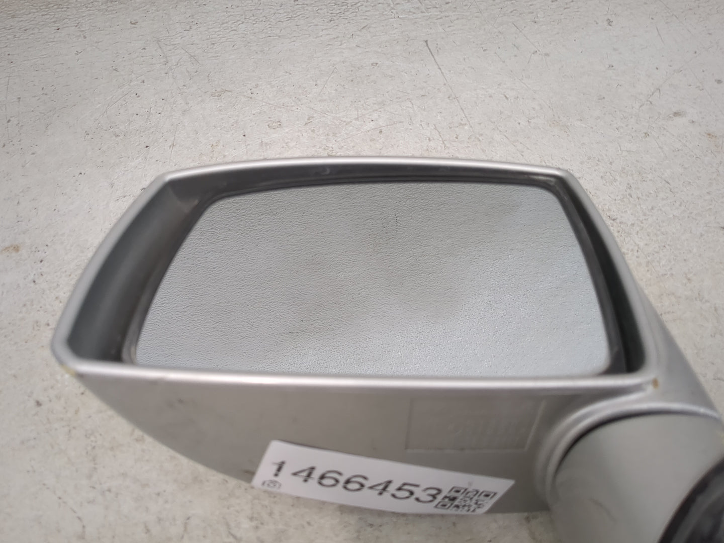 2005-2008 Hyundai Tiburon Driver Side View Mirror - Left Door Mirror OEM Used - Oemusedautoparts1.com