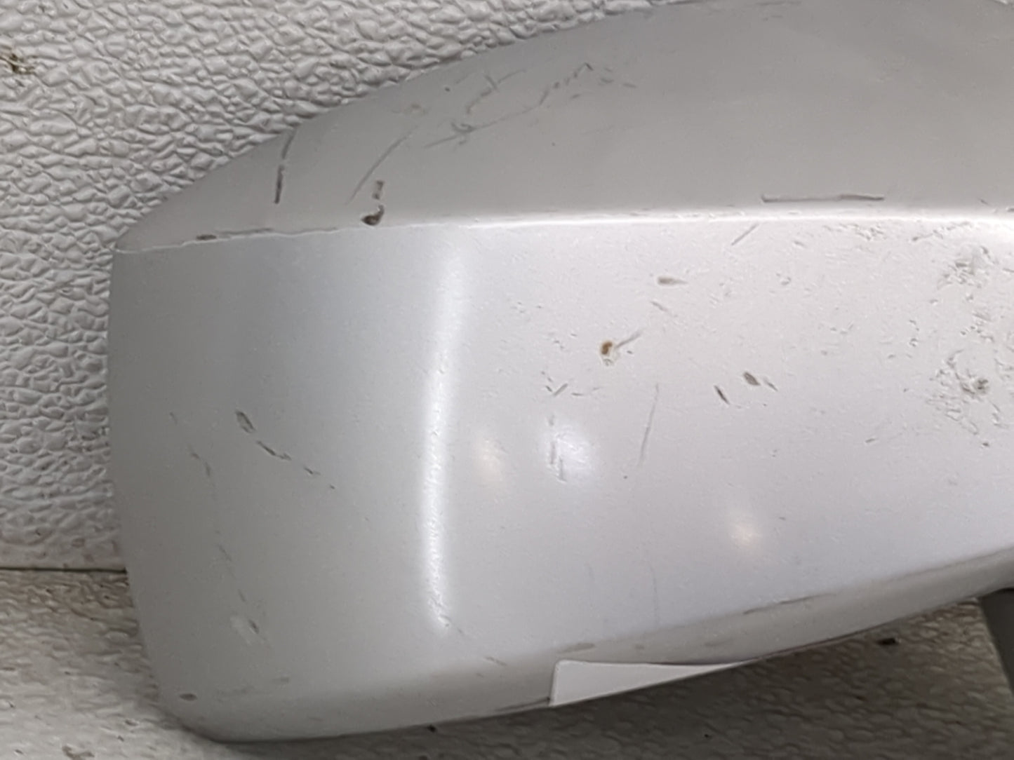 2005-2008 Hyundai Tiburon Passenger Side View Mirror - Right Door Mirror OEM Used - Oemusedautoparts1.com