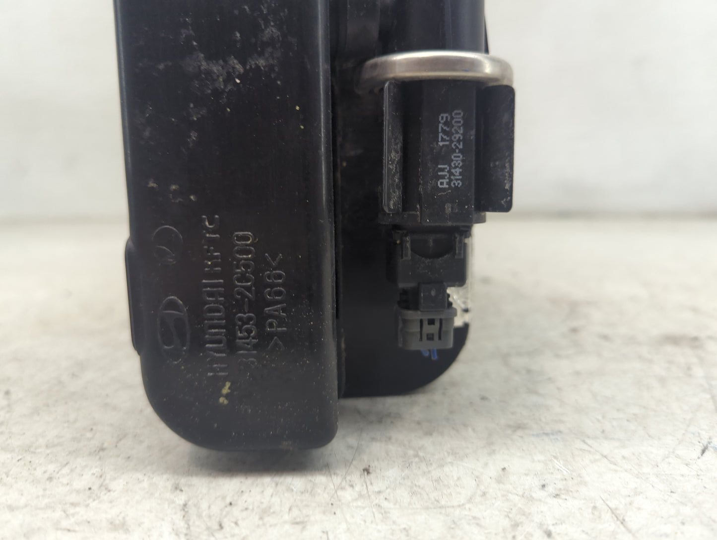 2006 Hyundai Tiburon Fuel Vapor Charcoal Canister - Oemusedautoparts1.com