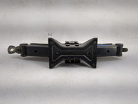 2006 Hyundai Tiburon Spare Scissor Car Jack 1479990 - Oemusedautoparts1.com